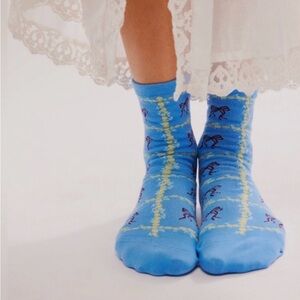 Free People Tie A Bow Ankle Socks